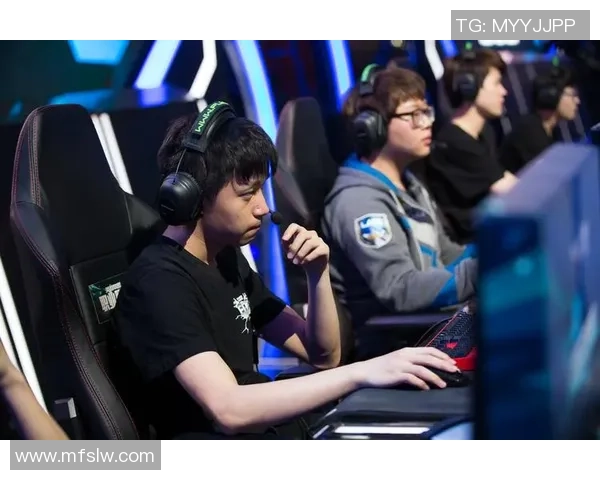 EDG战队在DOTA2赛场上的灵活性变革引发热议与关注 EDG战队在DOTA2赛场上的灵活性变革引发热议与关注