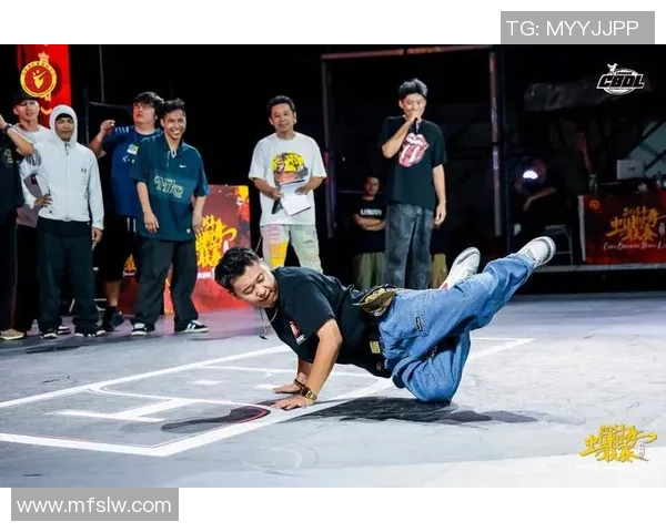 南京街舞队在攀岩联赛中的节奏表现分析与精彩瞬间回顾