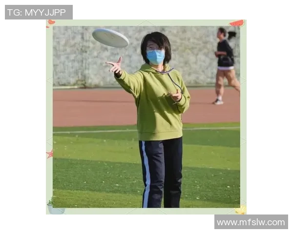 重庆飞盘队的包夹战术揭秘与深度解析飞盘运动的魅力与团队协作 重庆飞盘队的包夹战术揭秘与深度解析飞盘运动的魅力与团队协作