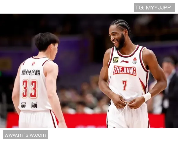 2017年CBA辽宁队与青岛队激战回顾精彩瞬间与赛场亮点分析