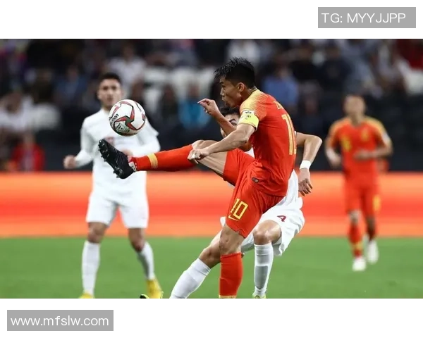 中国足球队热身赛迎战菲律宾队全力备战新赛季展现实力与团队合作 中国足球队热身赛迎战菲律宾队全力备战新赛季展现实力与团队合作